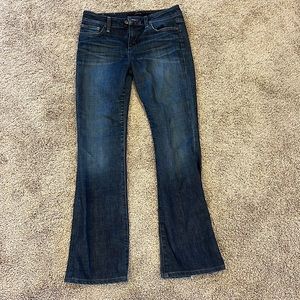 Joe’s Jean’s Bootcut The Visionaire Midwaisted Jean Size 28